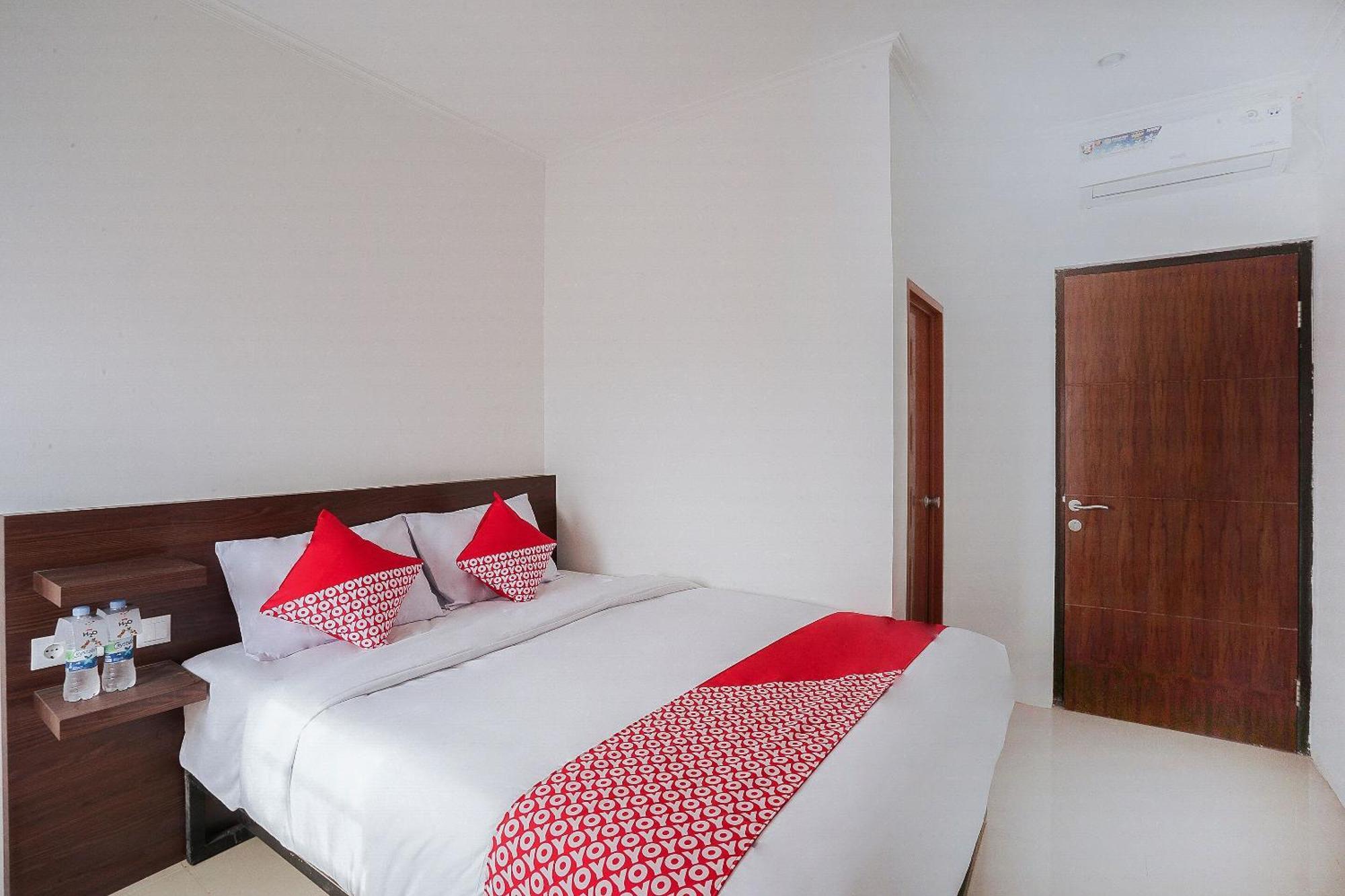 Super Oyo 2183 Cibeureum Residence Bandung Buitenkant foto