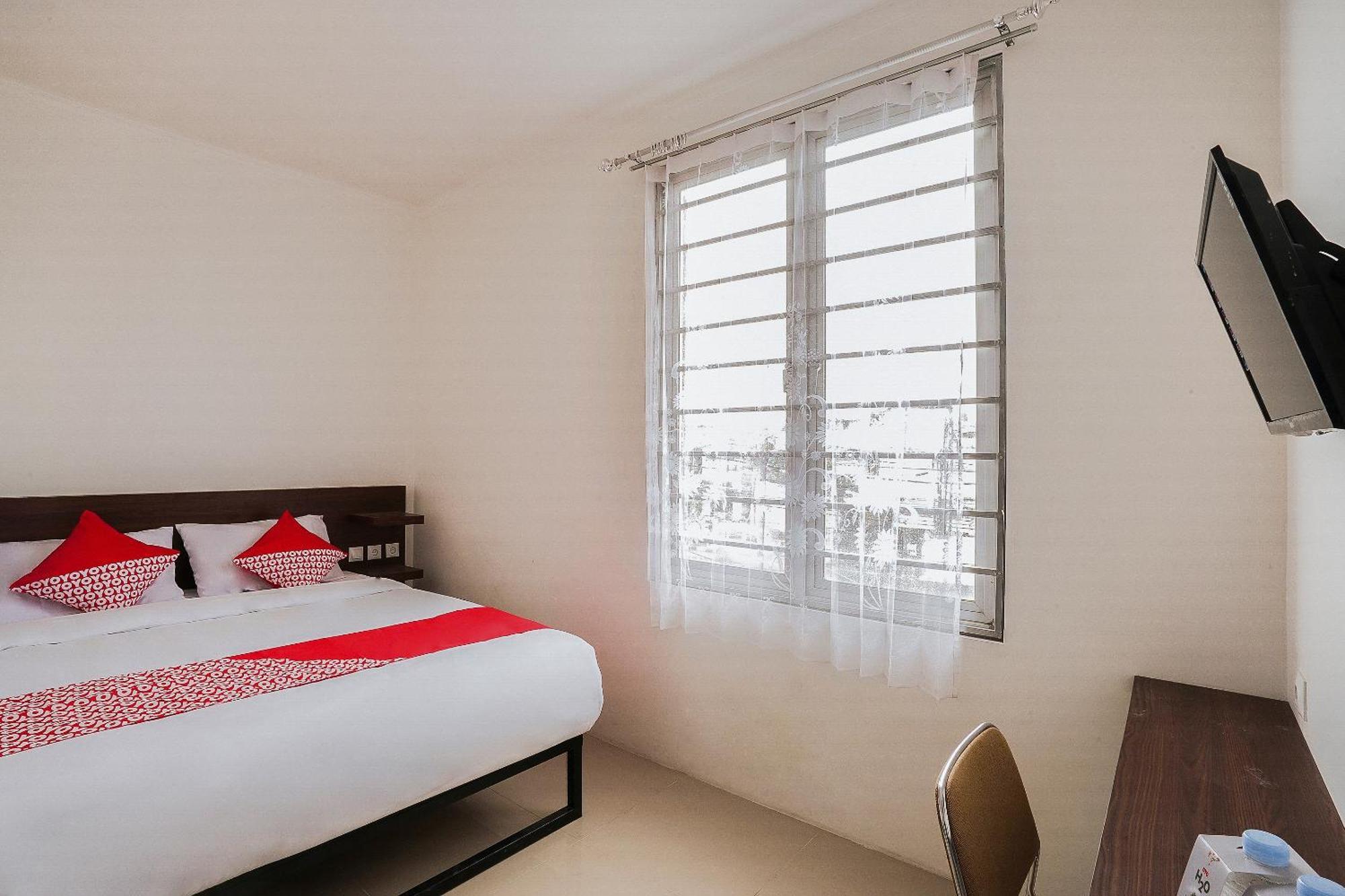 Super Oyo 2183 Cibeureum Residence Bandung Buitenkant foto